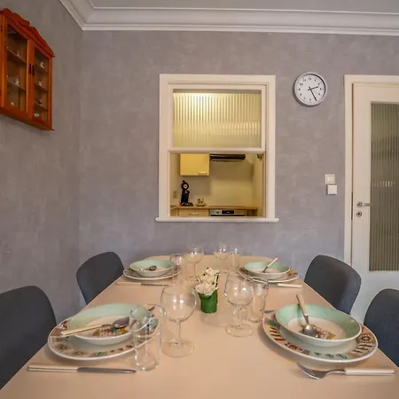 Centrally Located Graaf Jan By Interhome Appartamento *